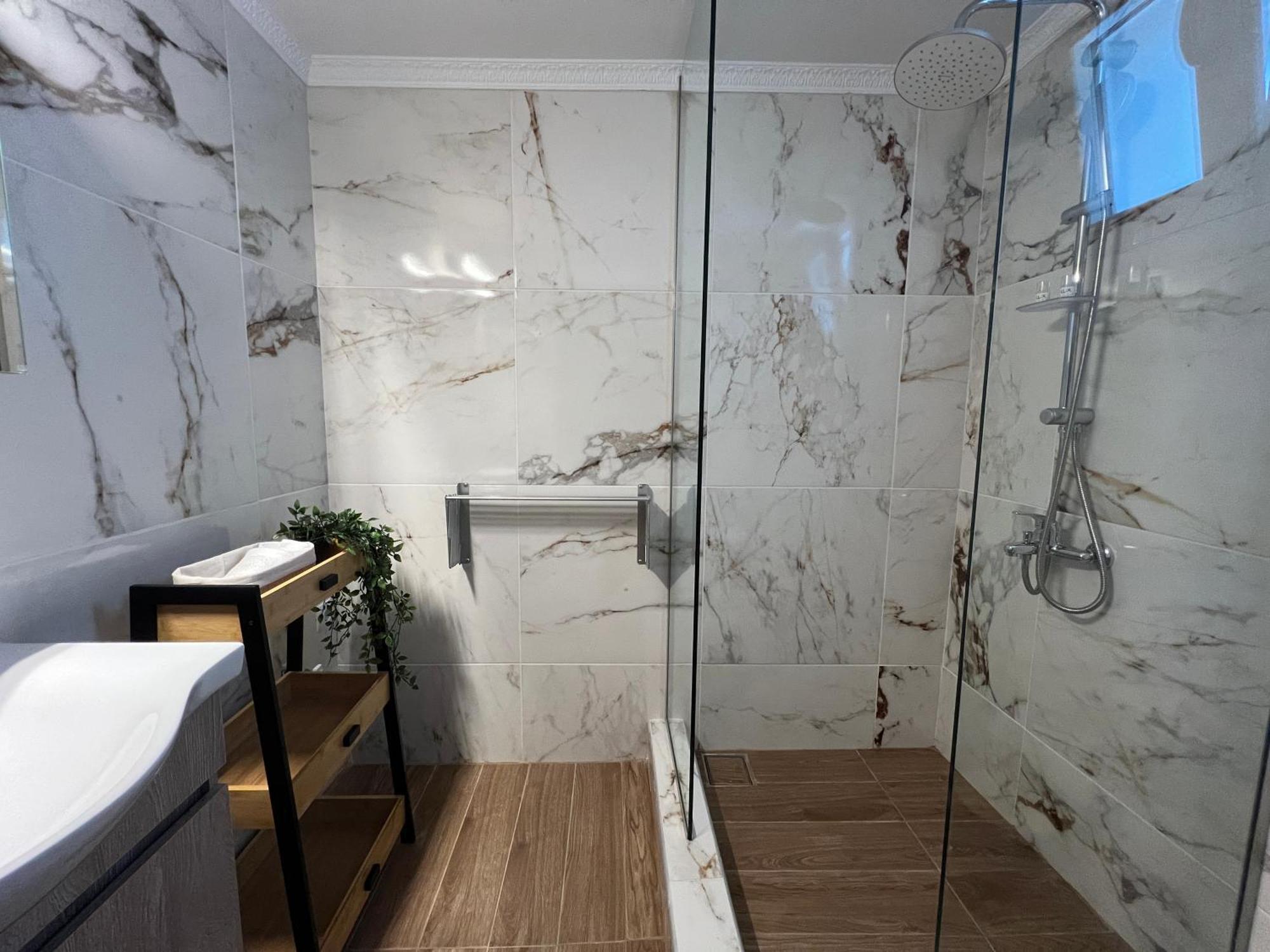 Oasis Apartment 3 By Gg أليكسانثيربوليس المظهر الخارجي الصورة
